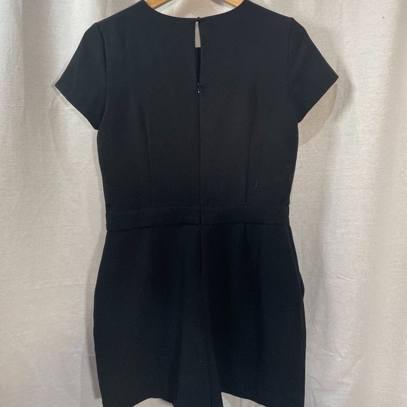 Banana Republic Black Short Romper Sz 4 - Picture 4 of 4